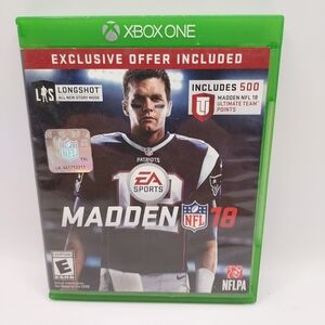 Madden NFL 18 (Microsoft Xbox One, 2017) EA Sports - E for Everyone.